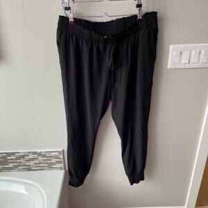 Black maternity joggers